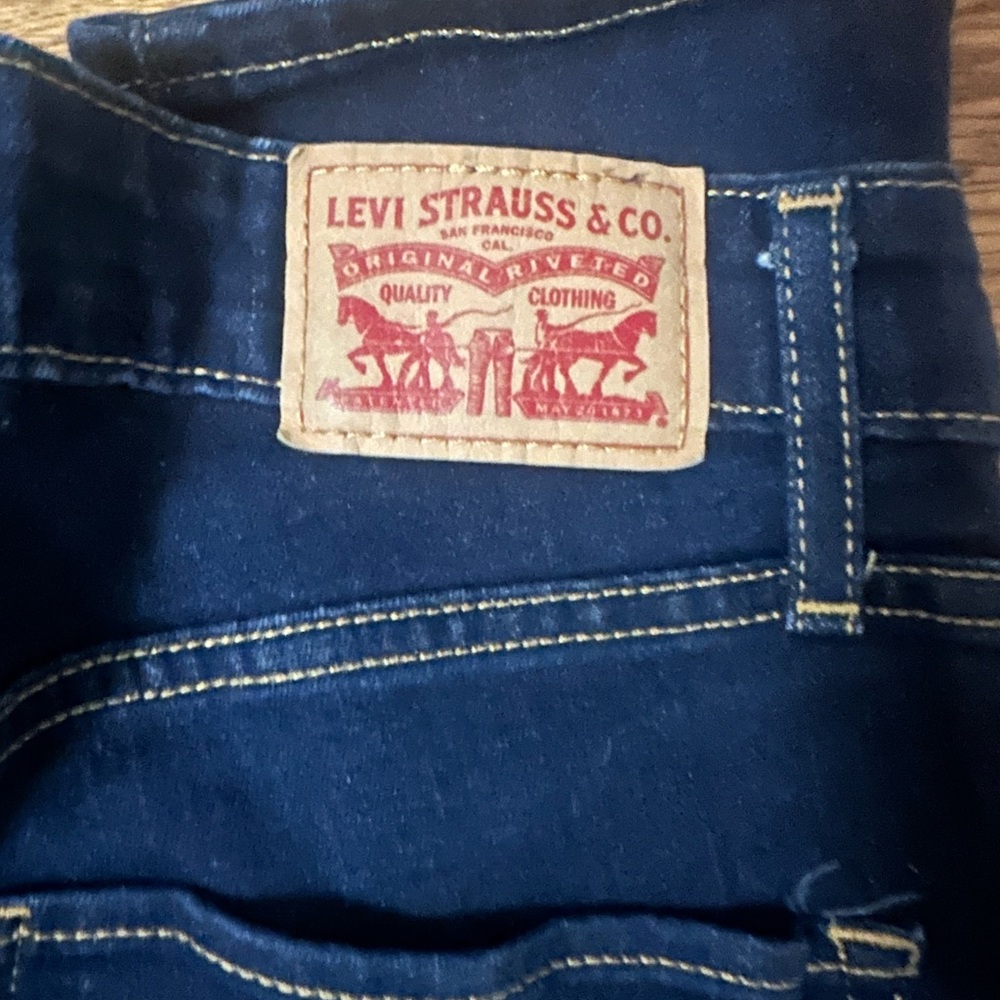 Levi jeans
